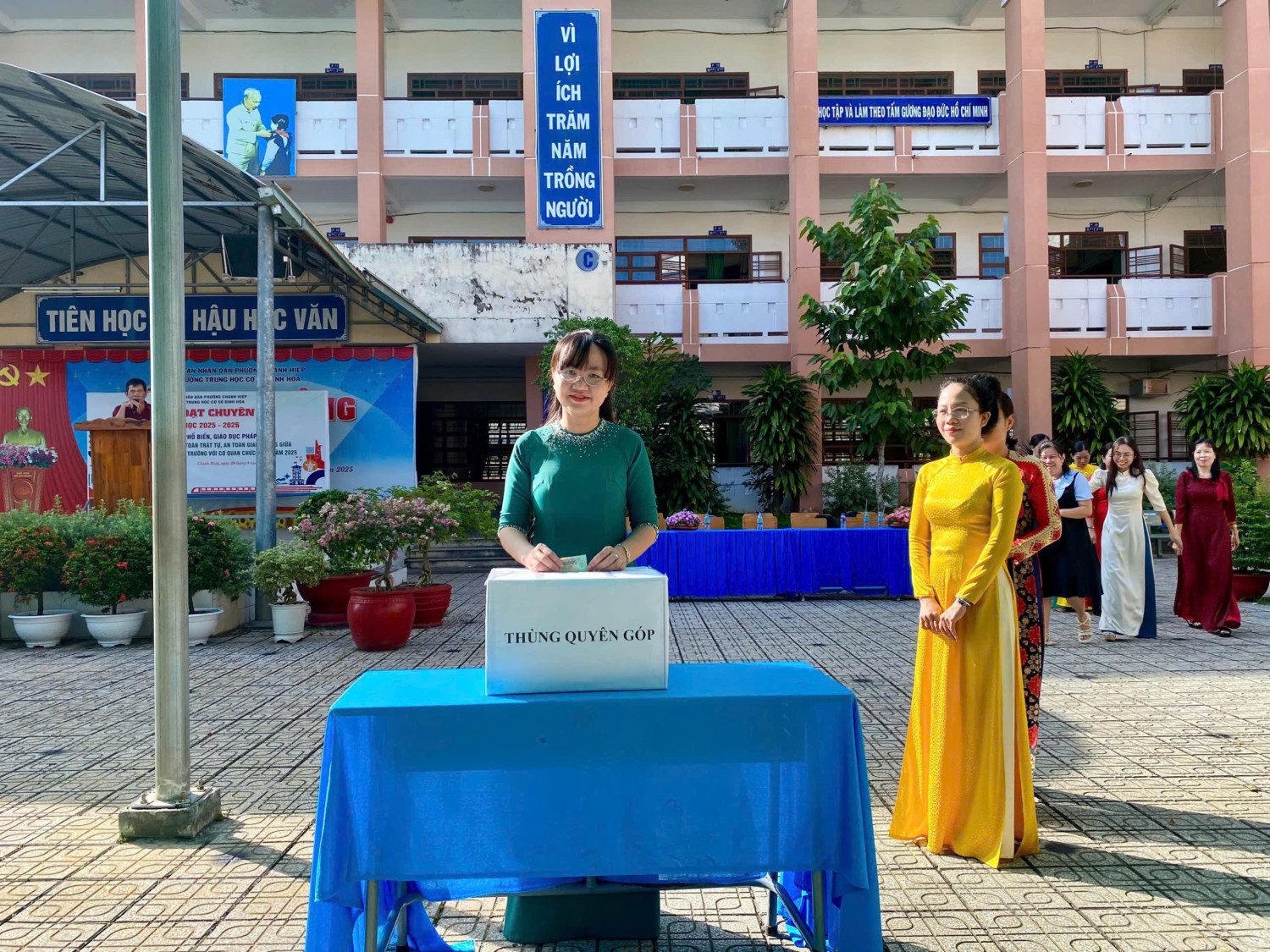 🌟 TRƯỜNG THCS ĐỊNH HÒA HƯỚNG VỀ ĐỒNG BÀO MIỀN TRUNG BỊ ẢNH HƯỞNG BÃO SỐ 10 🌟