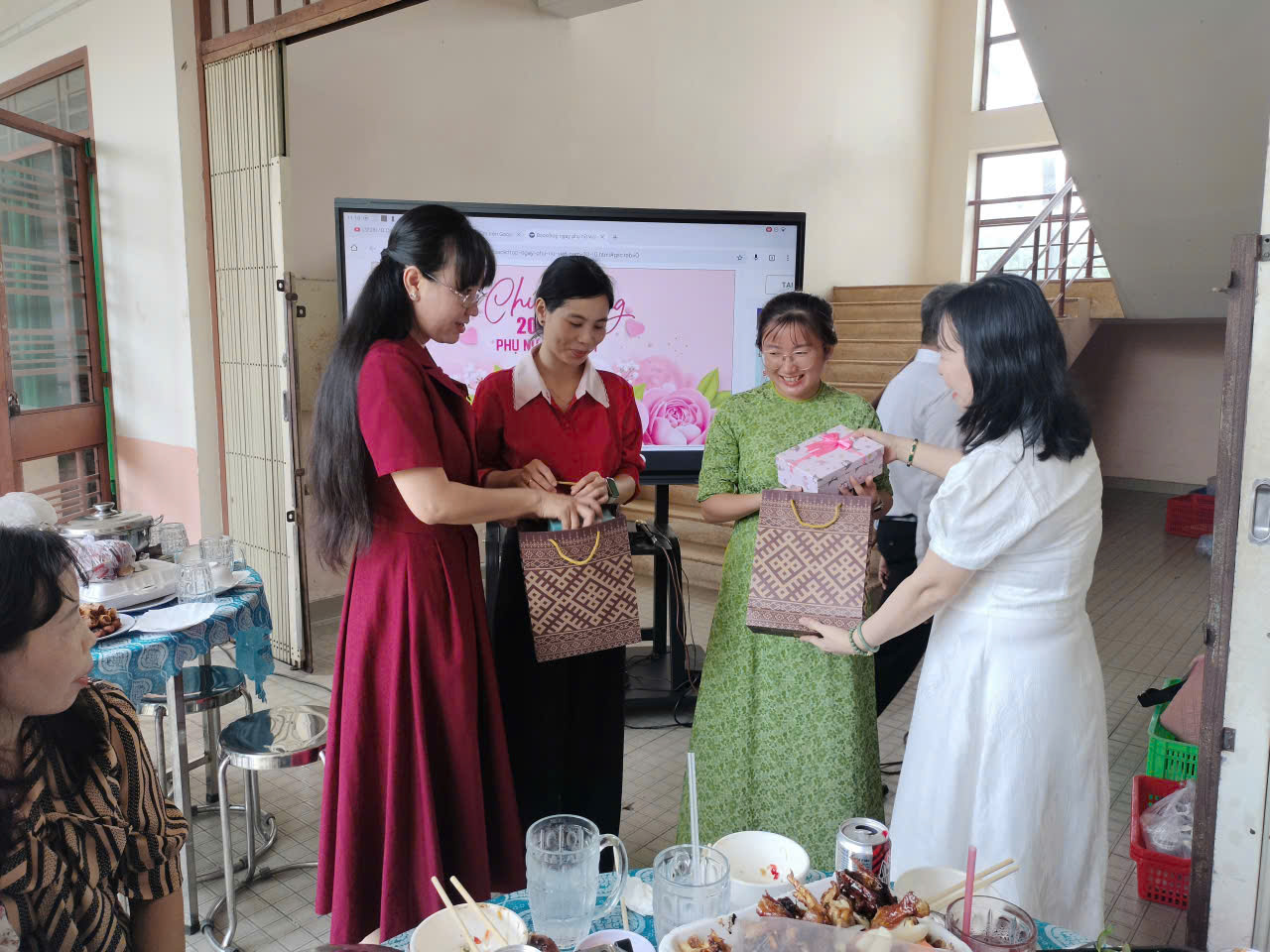 z7129774643308 e509c683f9b610a1bc80283aad73e8bd