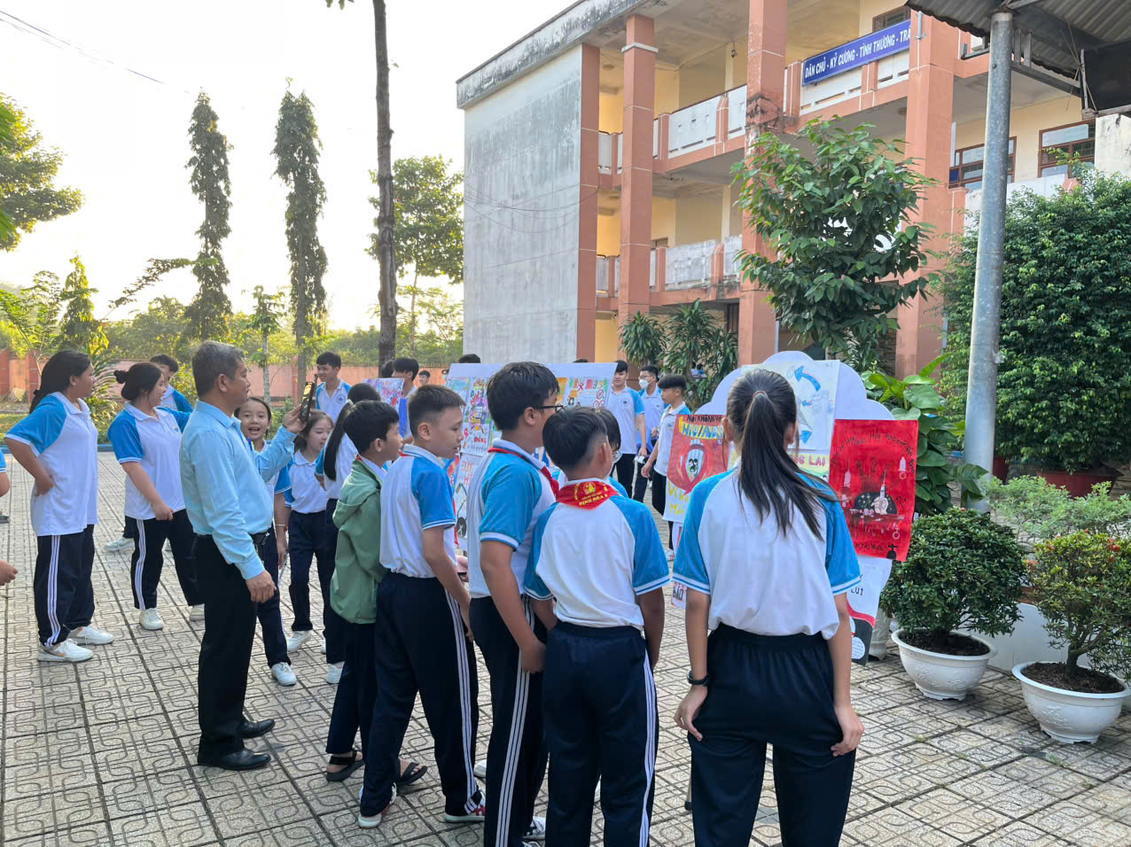 z7280508231928 ad63940bcae96ee7e1a839a57936f8a0