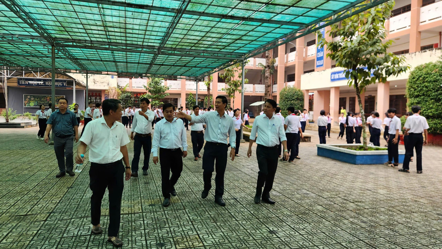 z7524508642111 bed643c1ea9647a645fbcf573fe08bd9